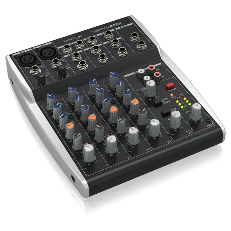 Mezclador Behringer Xenyx 802S con Interfaz USB